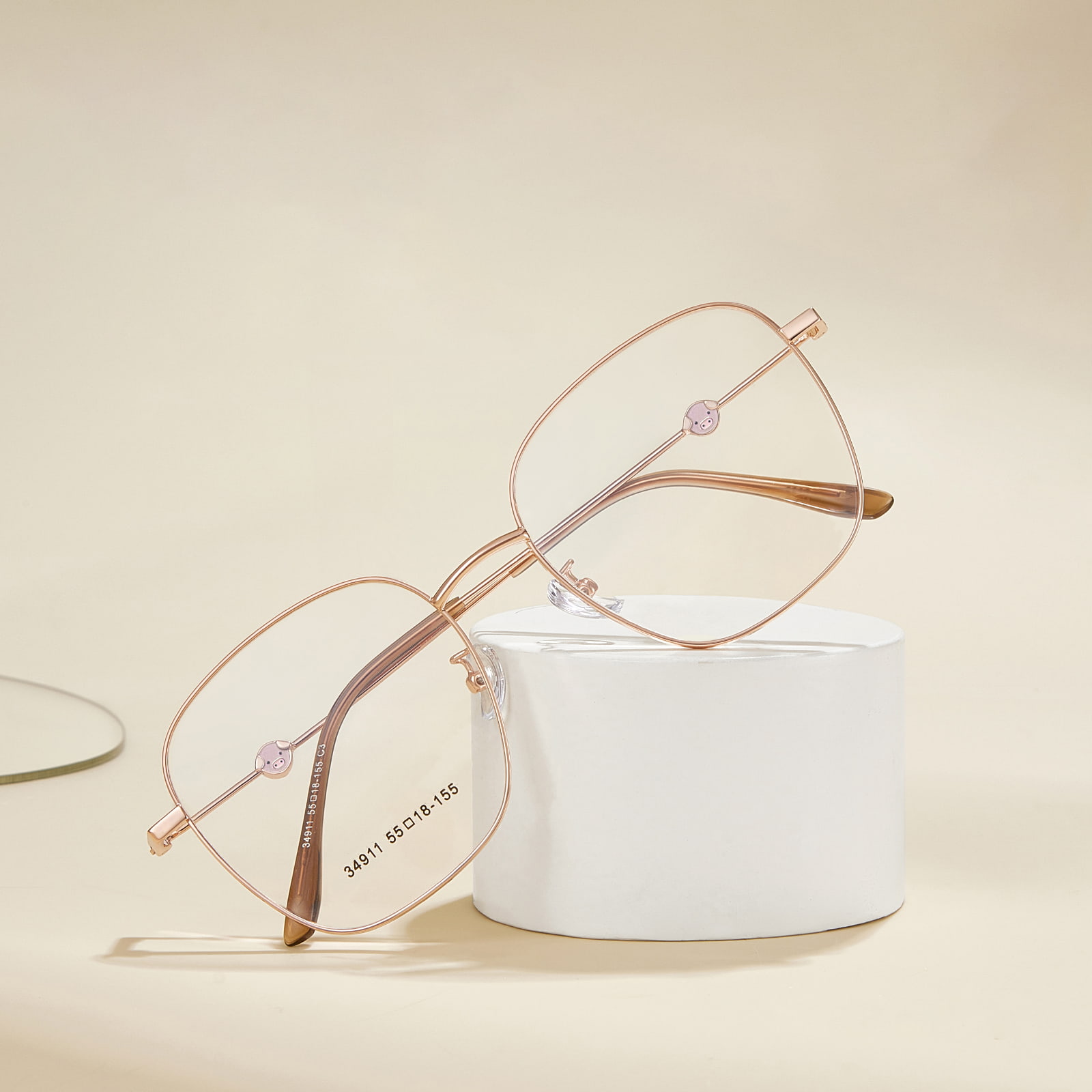 34911 Cute Non-Fading Light Alloy Glasses