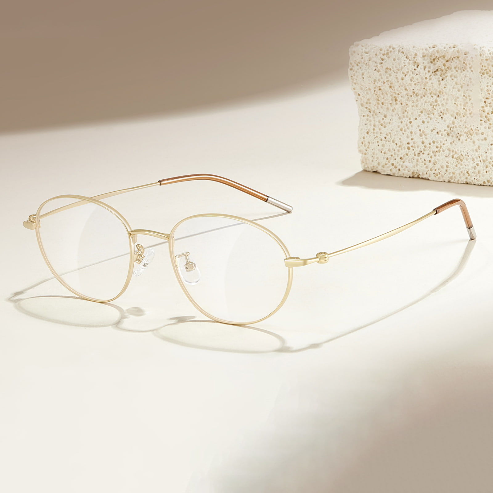 58161 Asymmetric Narrow Frame Skin-Friendly Alloy Glasses