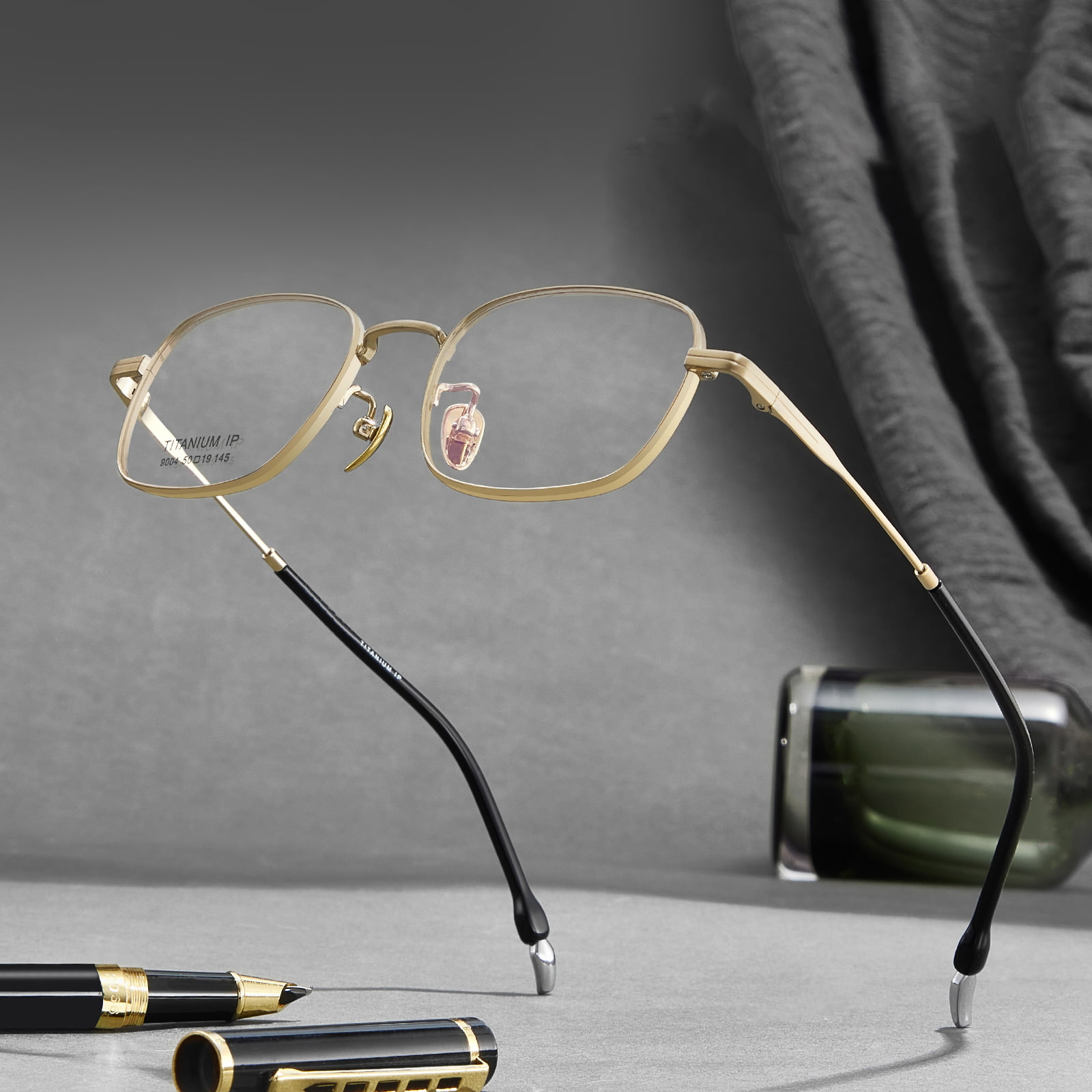 9004 Wide-Rimmed Non-Slip Pure Titanium Glasses