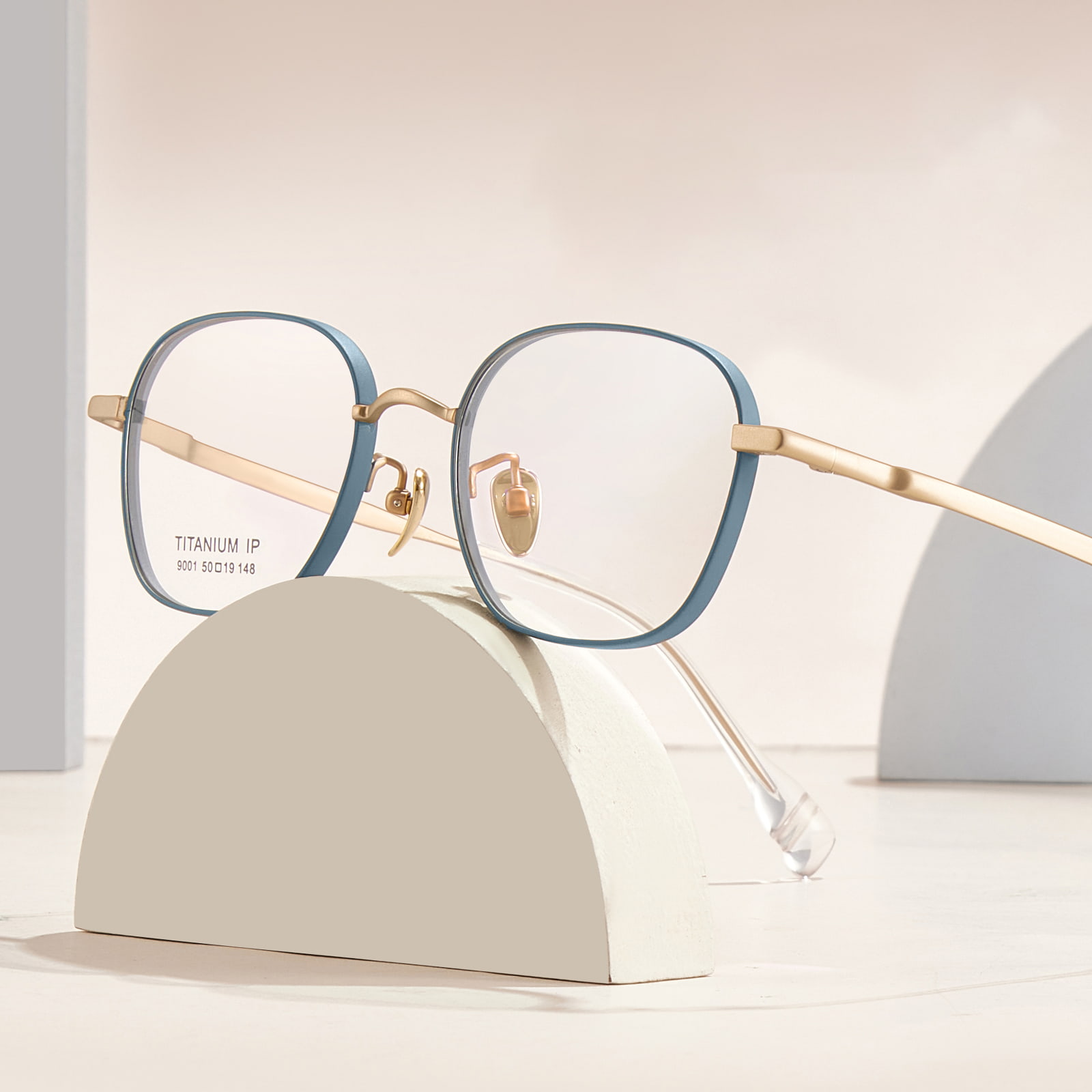9001 Polygonal Simple and Solid Pure Titanium Glasses