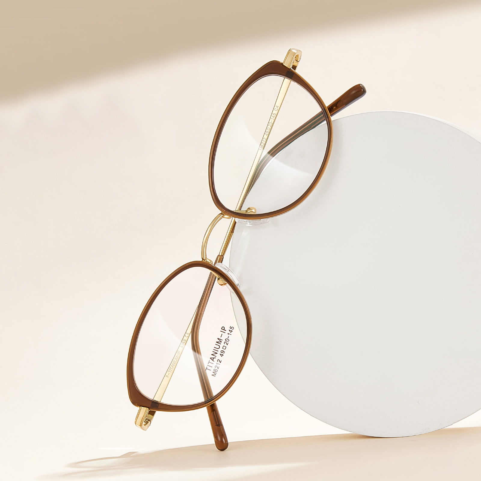 M6212 Wide-Rimmed Soft Curve β Titanium Glasses