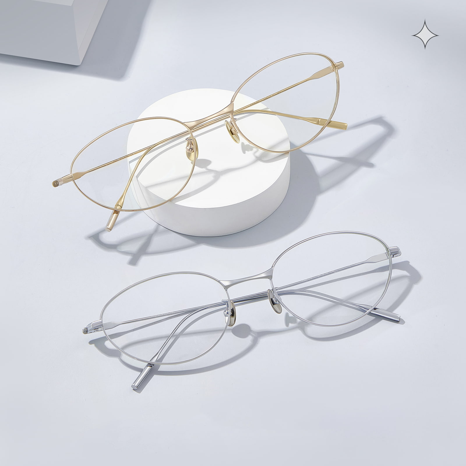 Fade Oval Cat-Eye Color Rich Pure Titanium Glasses
