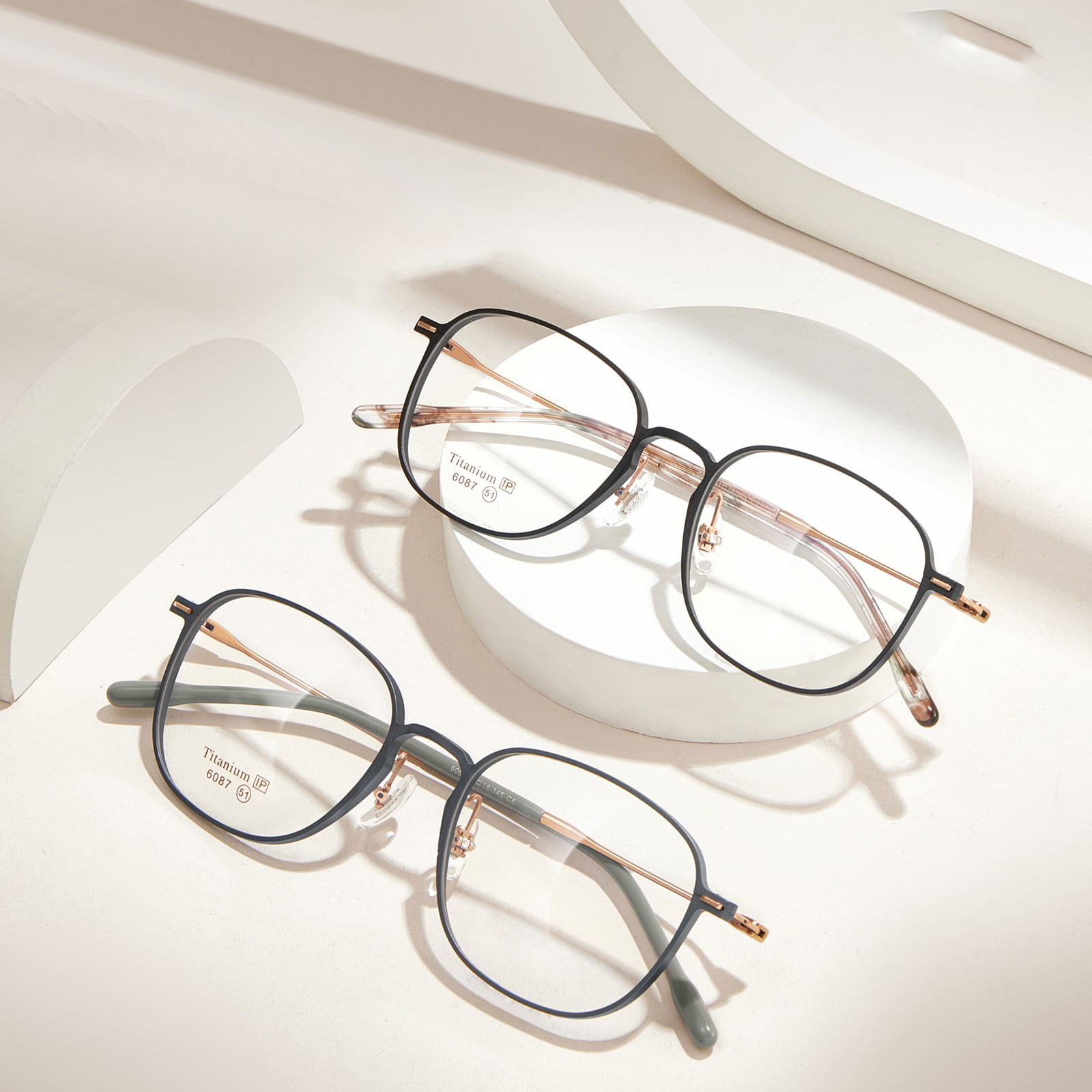 6087 Square Circle Embedded Pile Head Pure Titanium Glasses
