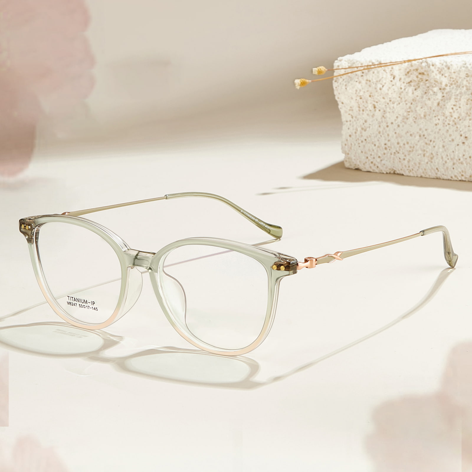 M8247 Ultralight Widened Edge Beta Titanium Glasses