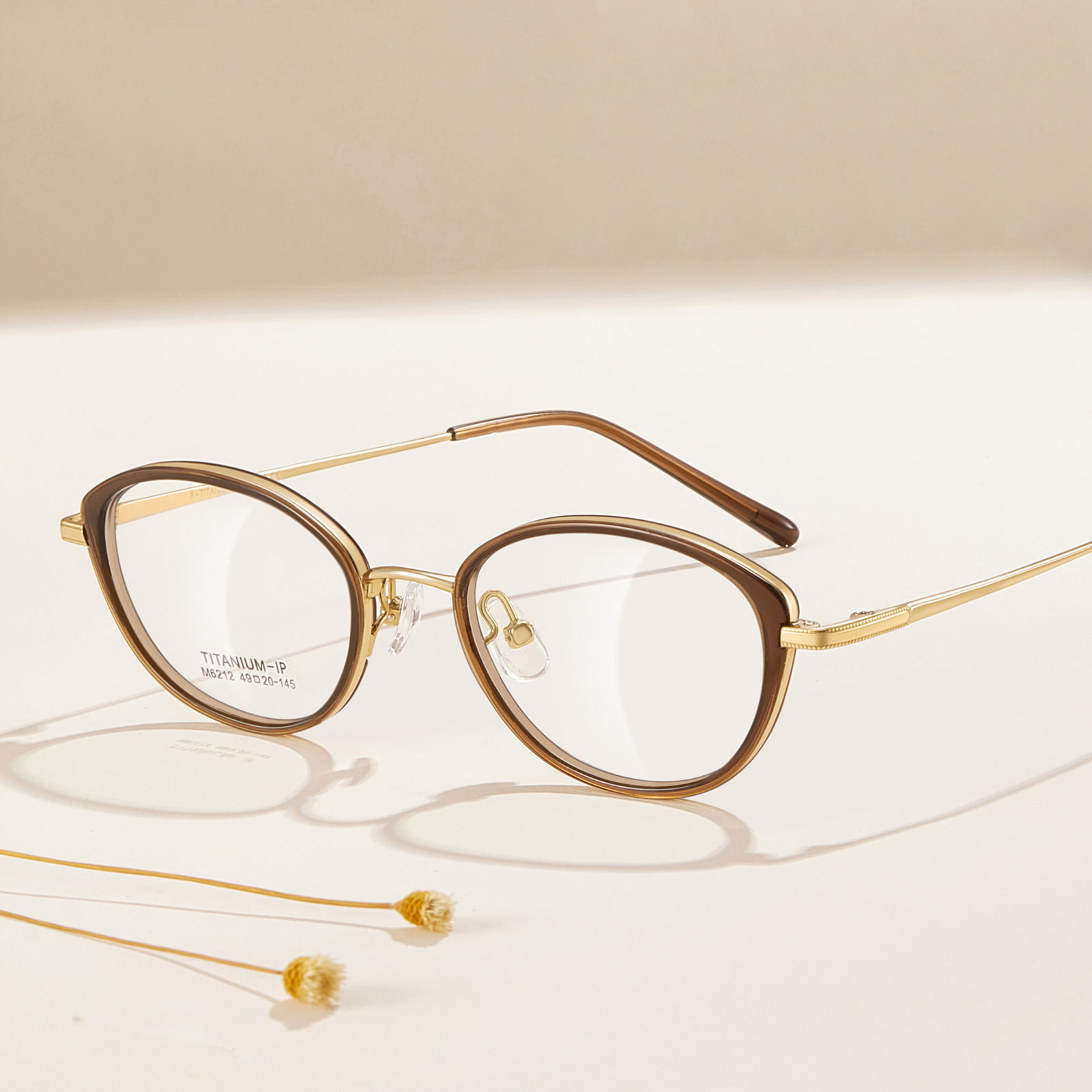 M6212 Wide-Rimmed Soft Curve β Titanium Glasses